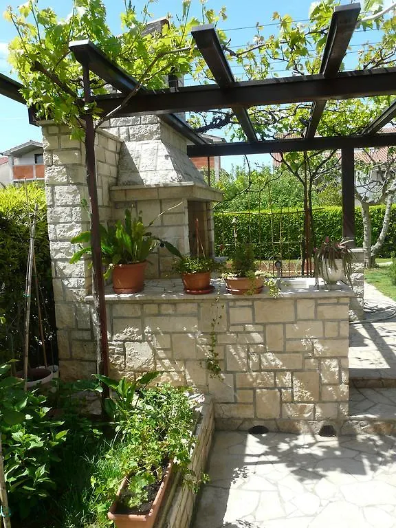 Apartments Mirela Croatia